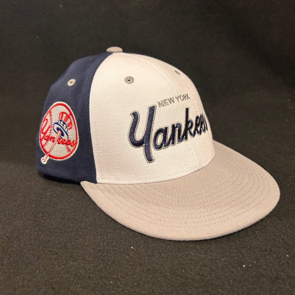 Mitchell & Ness Yankees Snapback Hat Mens OSFA Navy White Embroidered Flat Brim